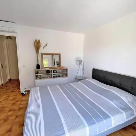 Apartment 2 For 4 People